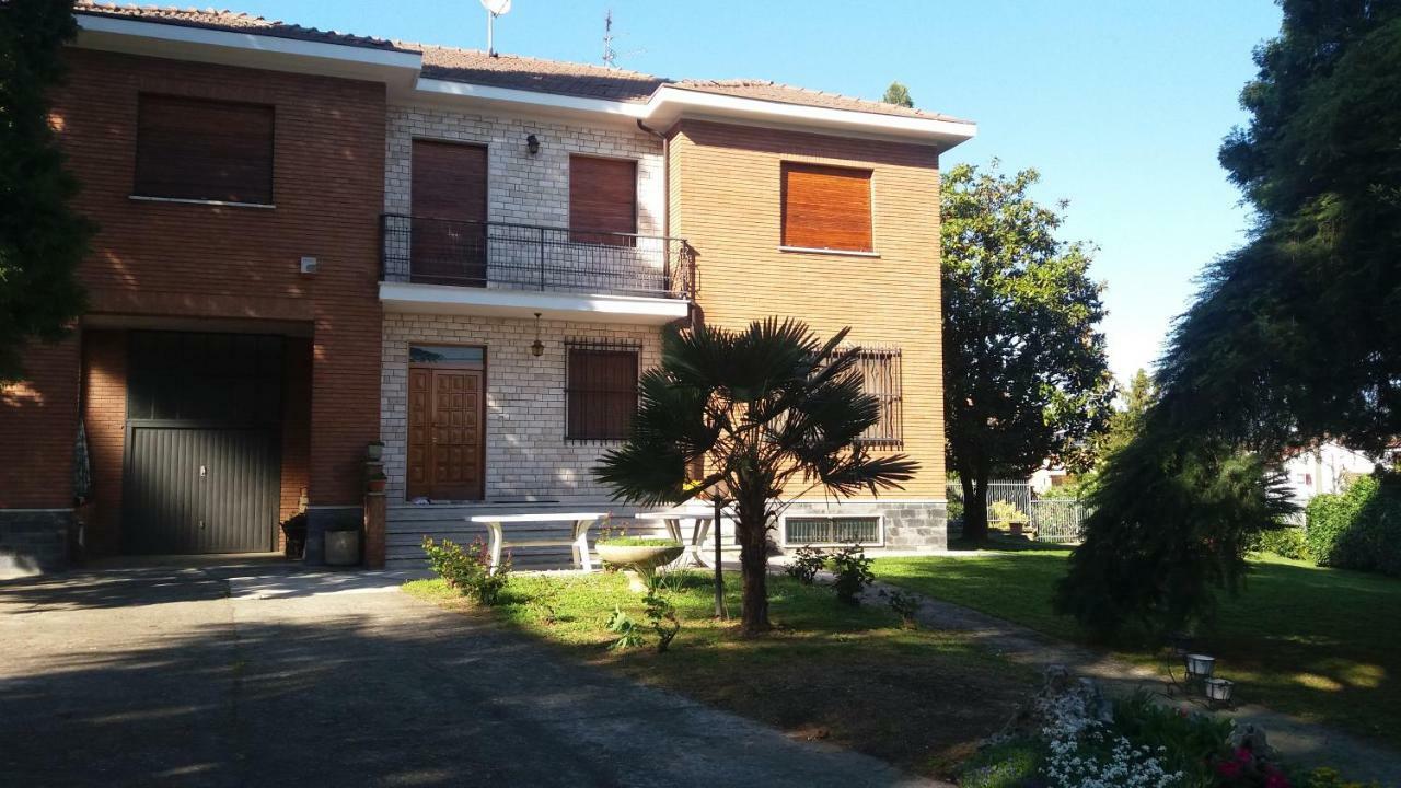 Villa Paulette Bassignana Exterior photo